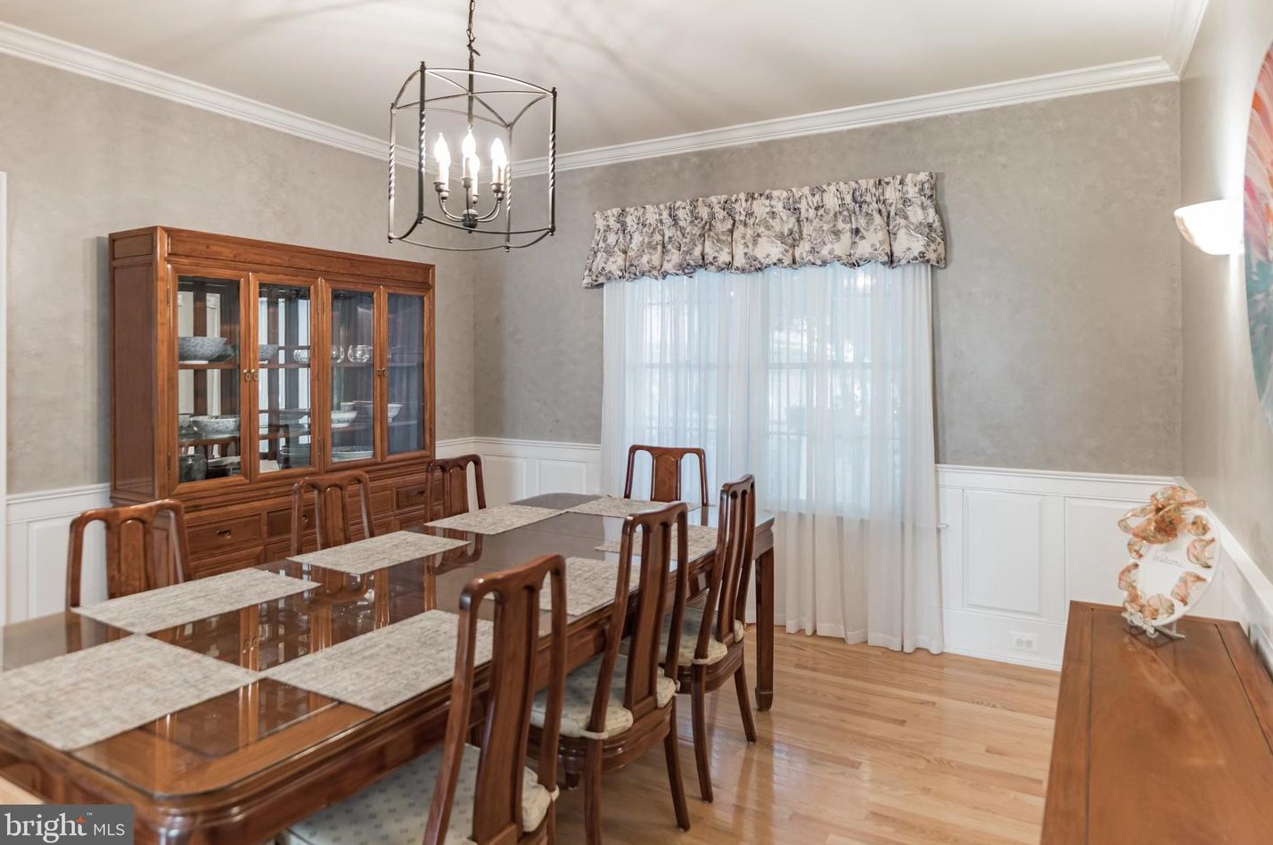 1835 Disney Est Cir, Severn MD 21144-1090 exterior