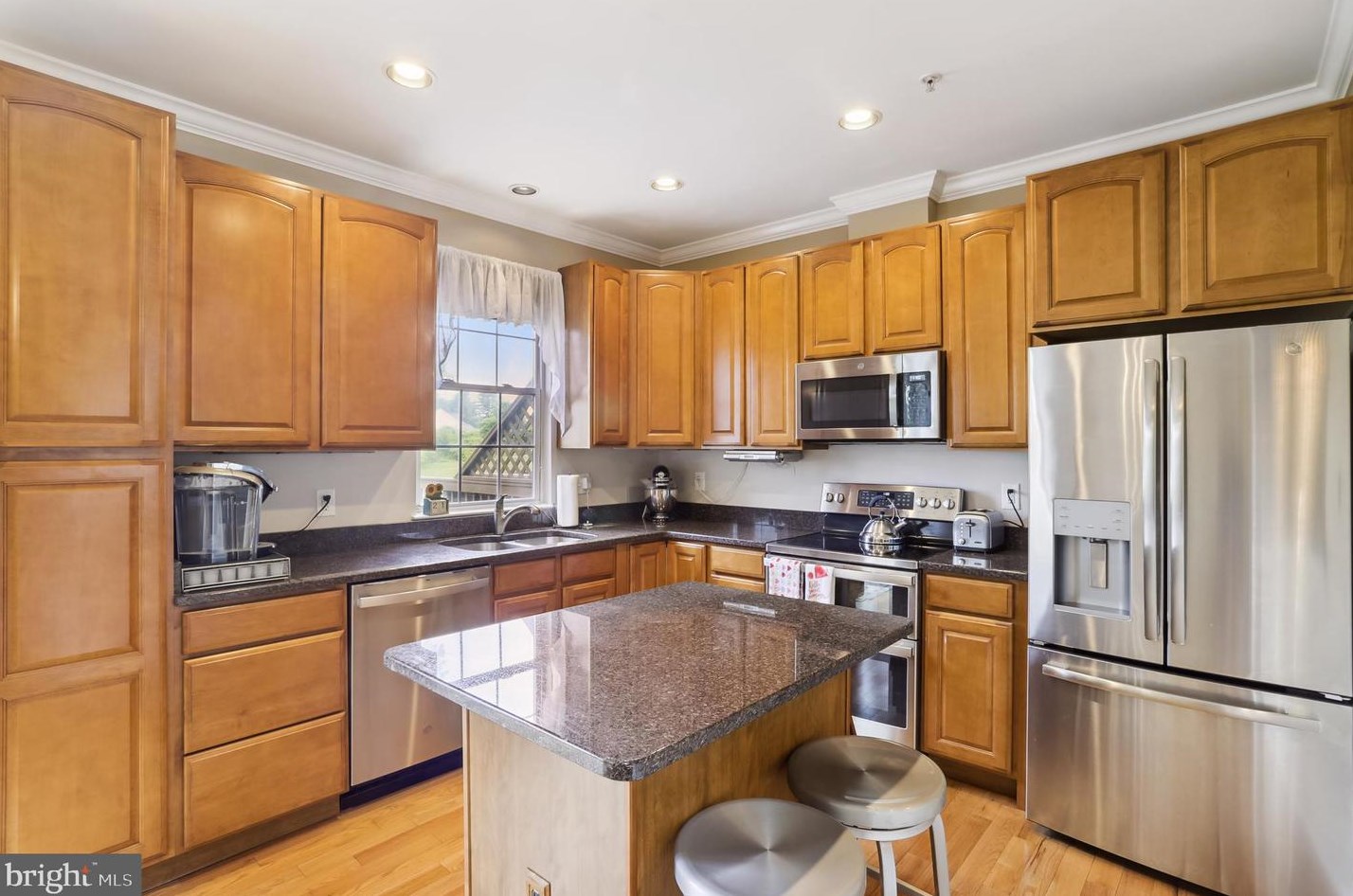 1514 Long Dr Ct, Crofton MD 21114-3206 exterior