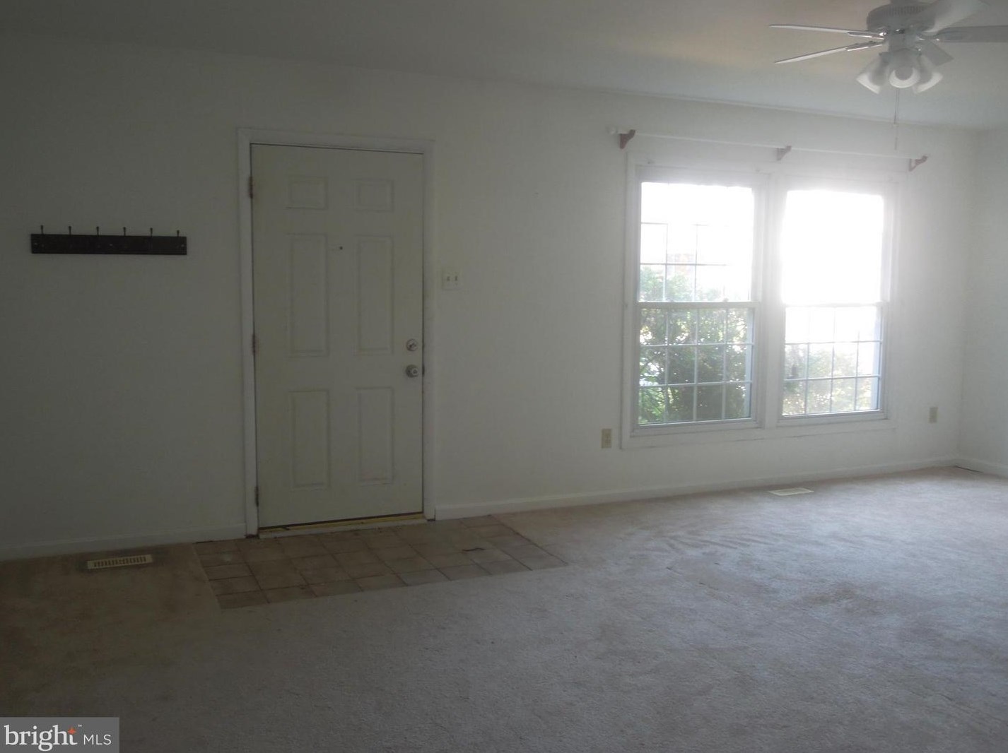 1738 Farmington Ct, Crofton MD  21114-2307 exterior