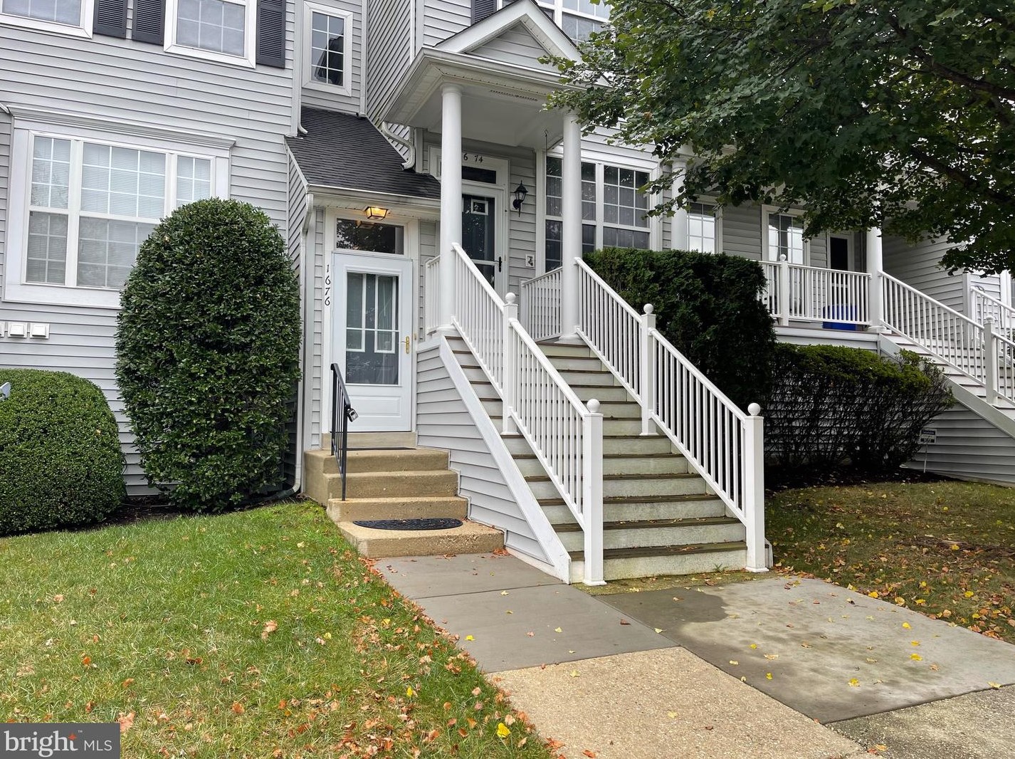 1676 Fallowfield Ct, Crofton MD  21114-1433 exterior