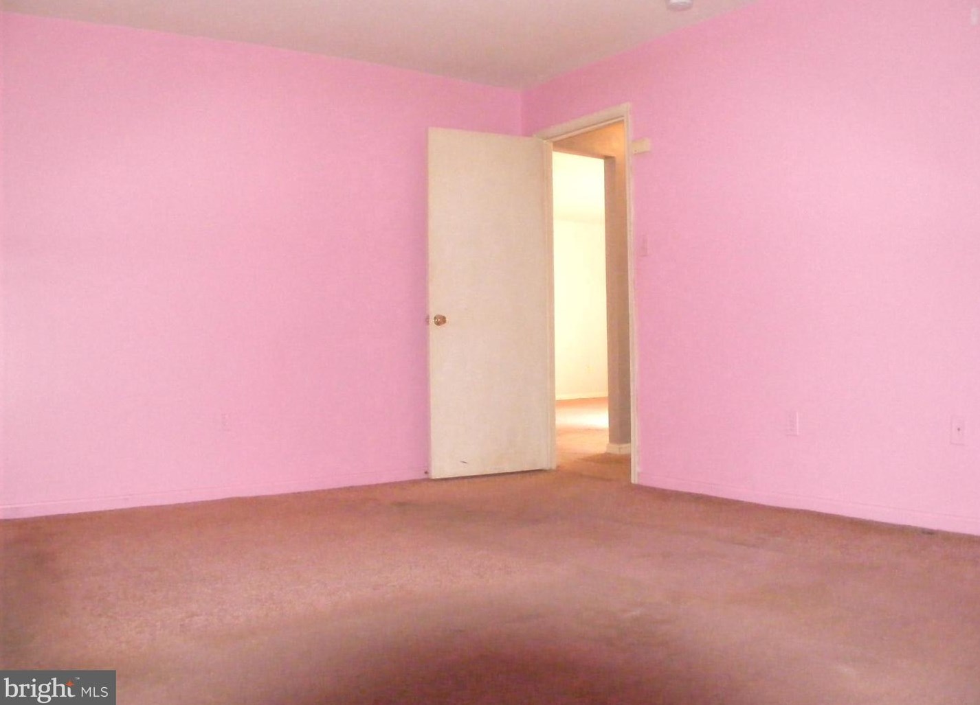 1683 Hart Ct, Crofton MD 21114-1613 exterior