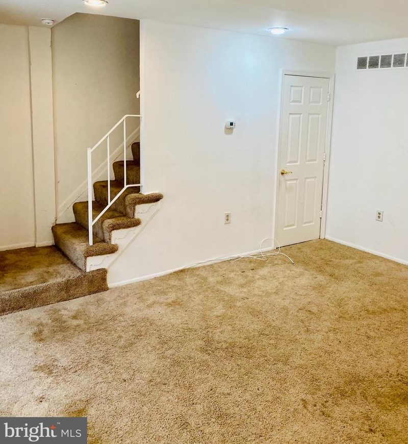 8200 Coatsbridge Ct, Severn, MD 21144-2908