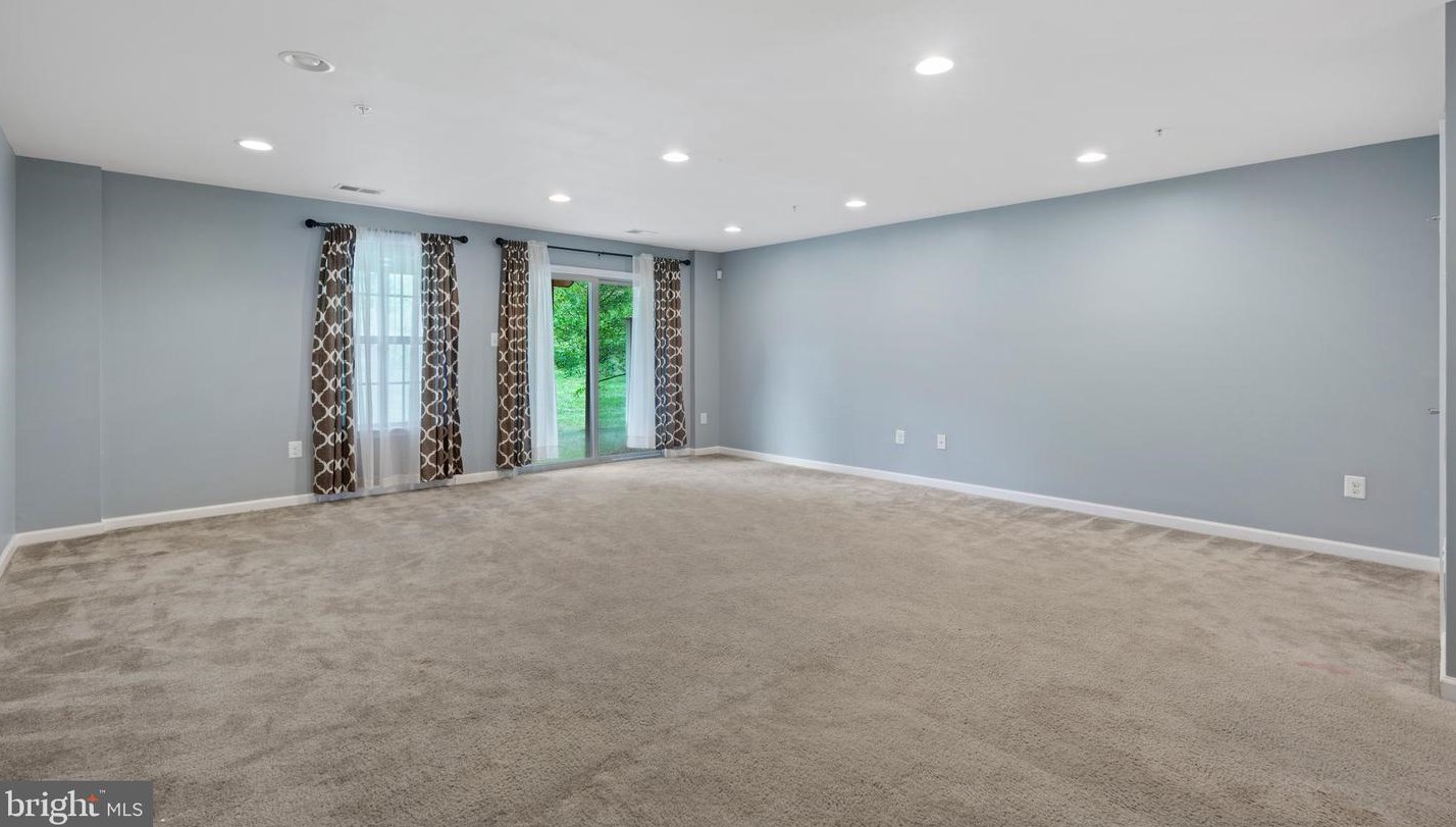 2719 Prospect Hill Dr, Baltimore MD  21076-1083 exterior