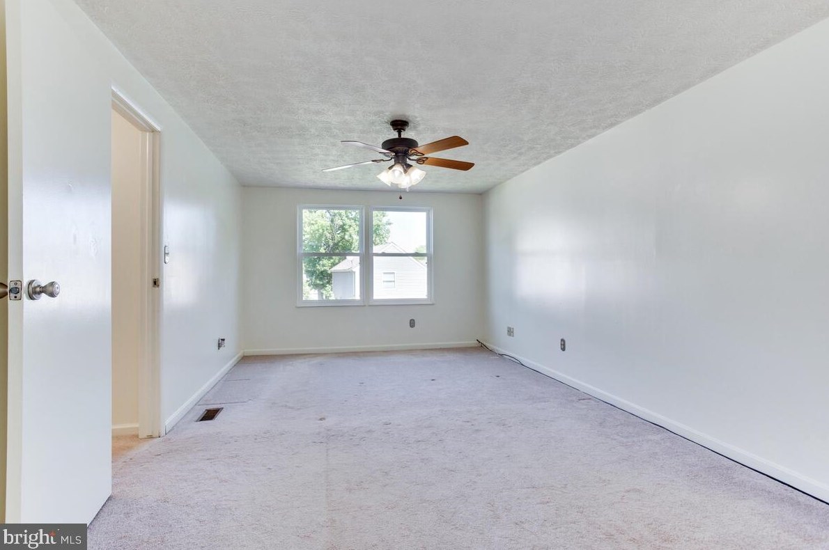 1446 Fairbanks Dr, Baltimore MD  21076-1622 exterior