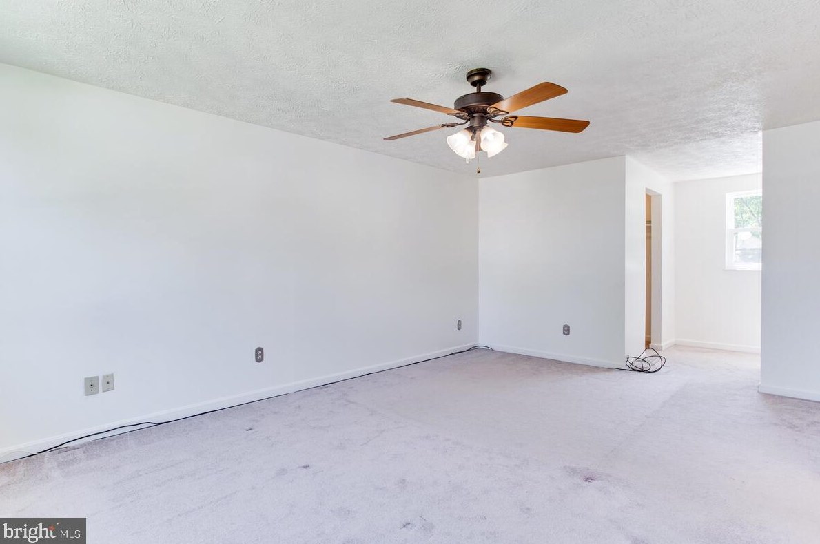 1446 Fairbanks Dr, Baltimore MD  21076-1622 exterior