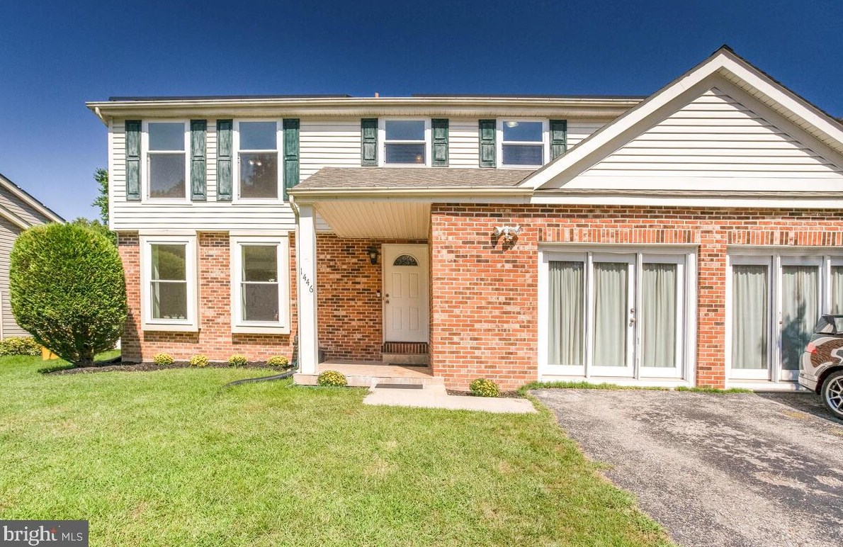 1446 Fairbanks Dr, Baltimore MD  21076-1622 exterior