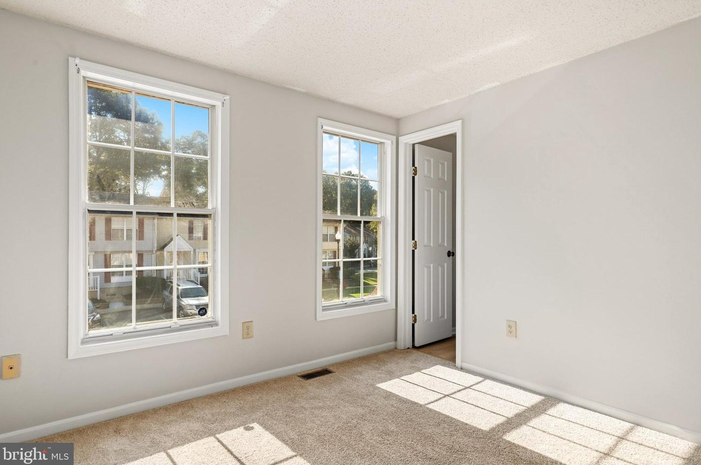 1740 Jacobs Mdw Dr, Severn MD 21144-3036 exterior