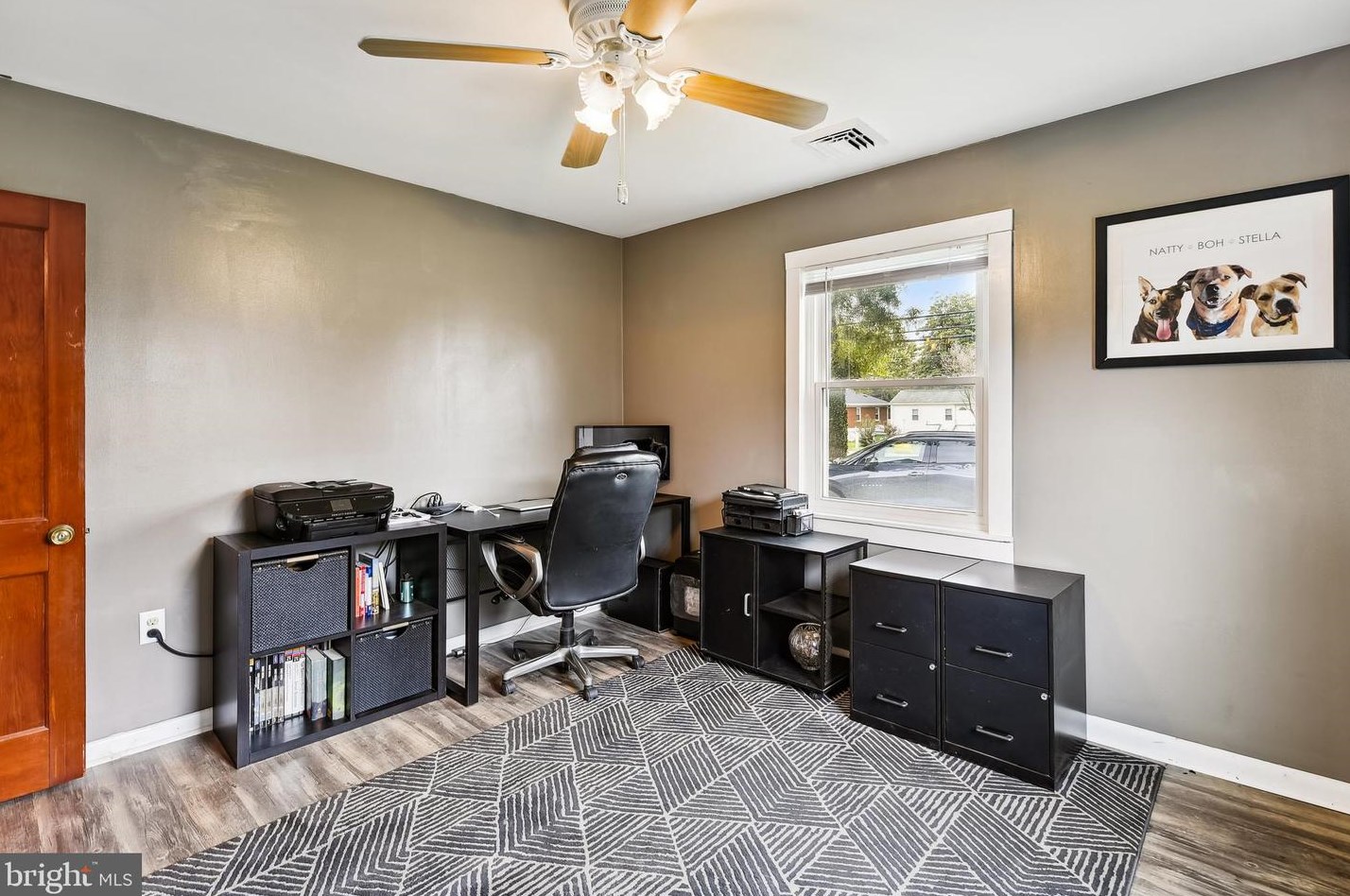 912 Hammonds Ln, Baltimore MD  21225-3337 exterior