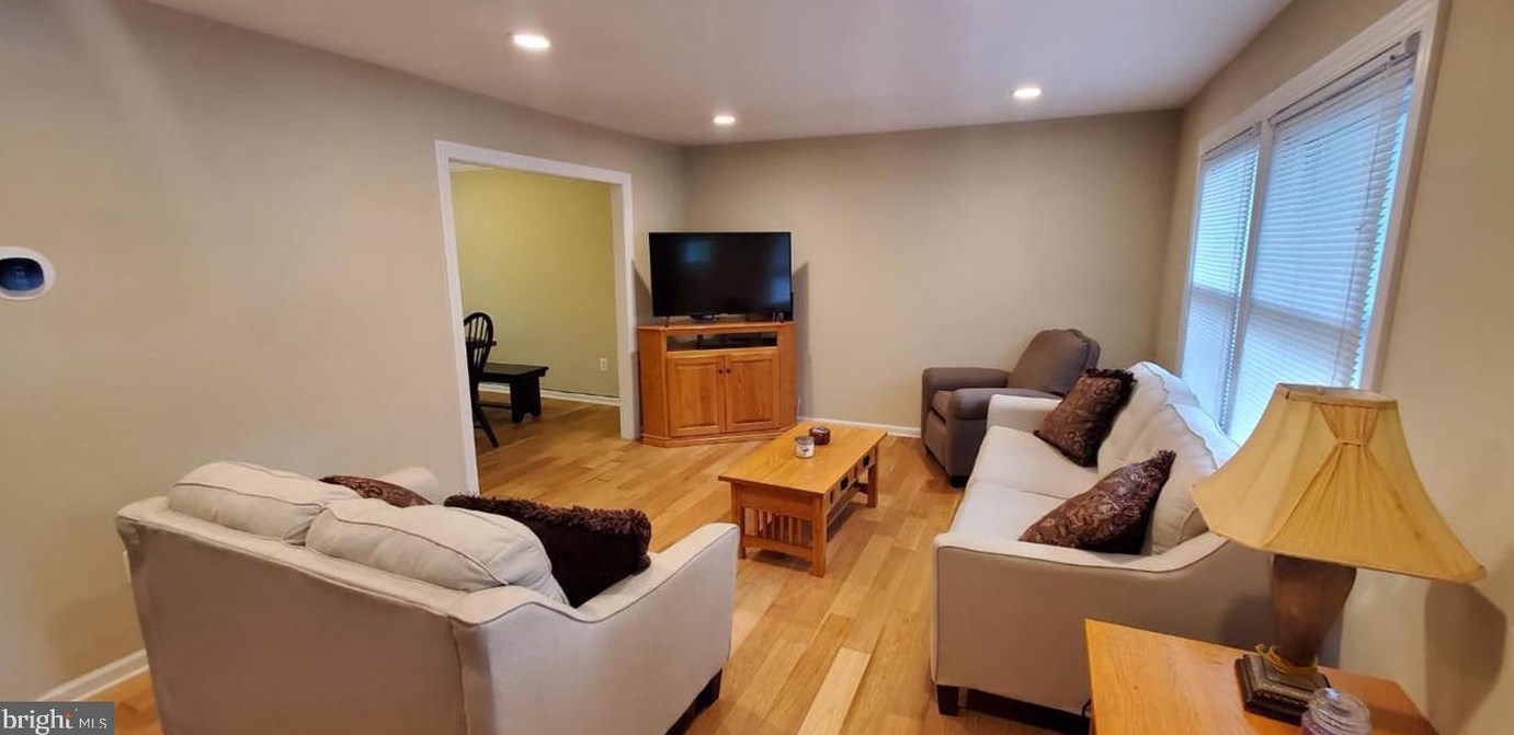 1735 Fernham Ct, Crofton, MD 21114-2308