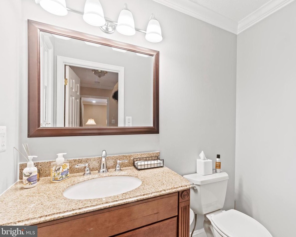 1748 Remington Dr, Crofton MD 21114-1843 exterior