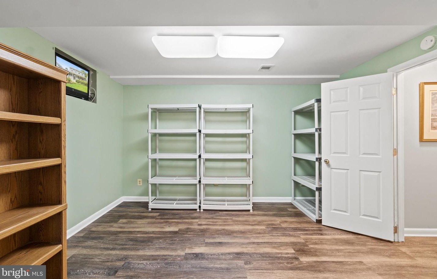 1748 Remington Dr, Crofton MD 21114-1843 exterior