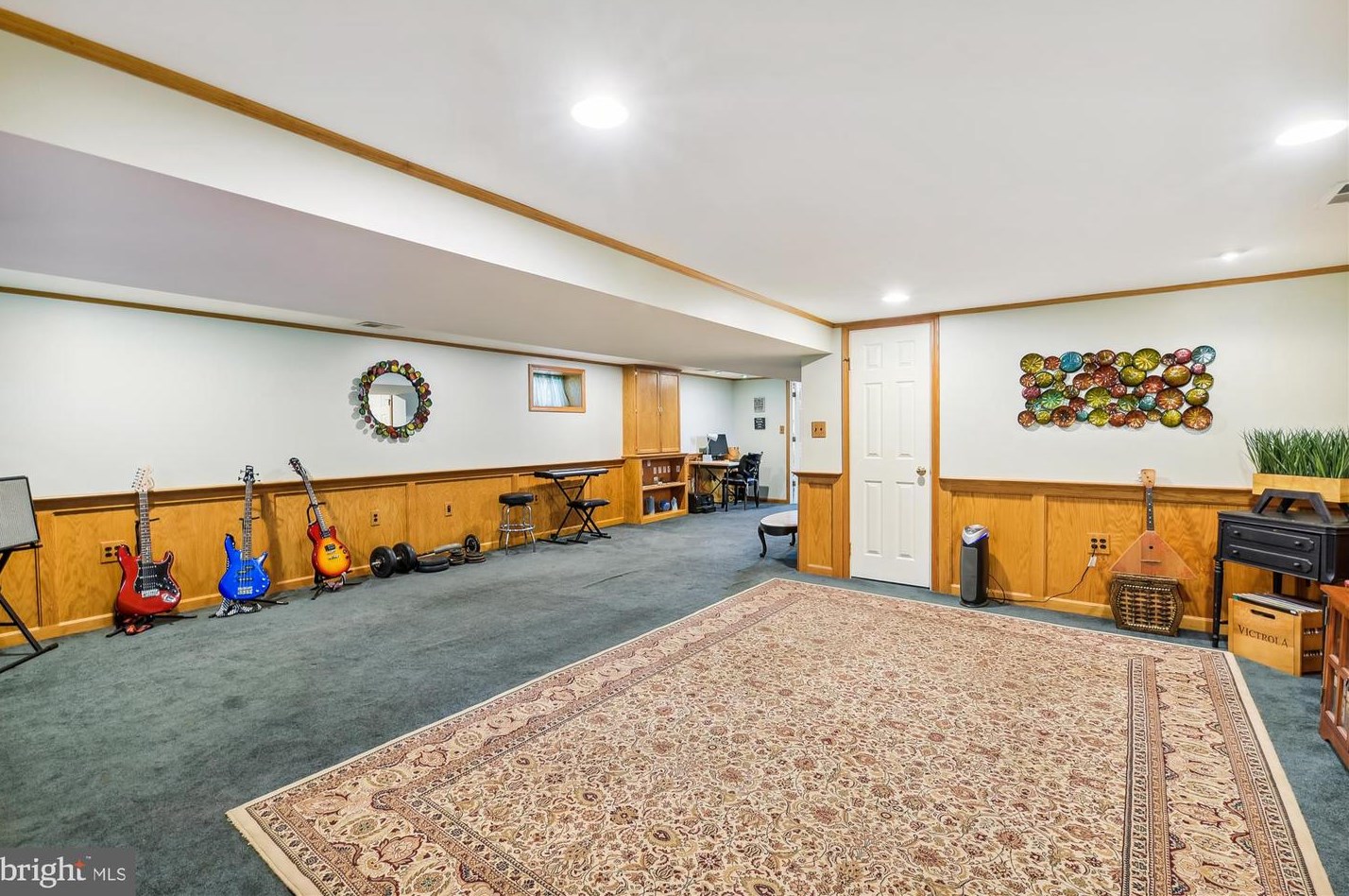 611 Brian St, Baltimore MD 21225-3806 exterior