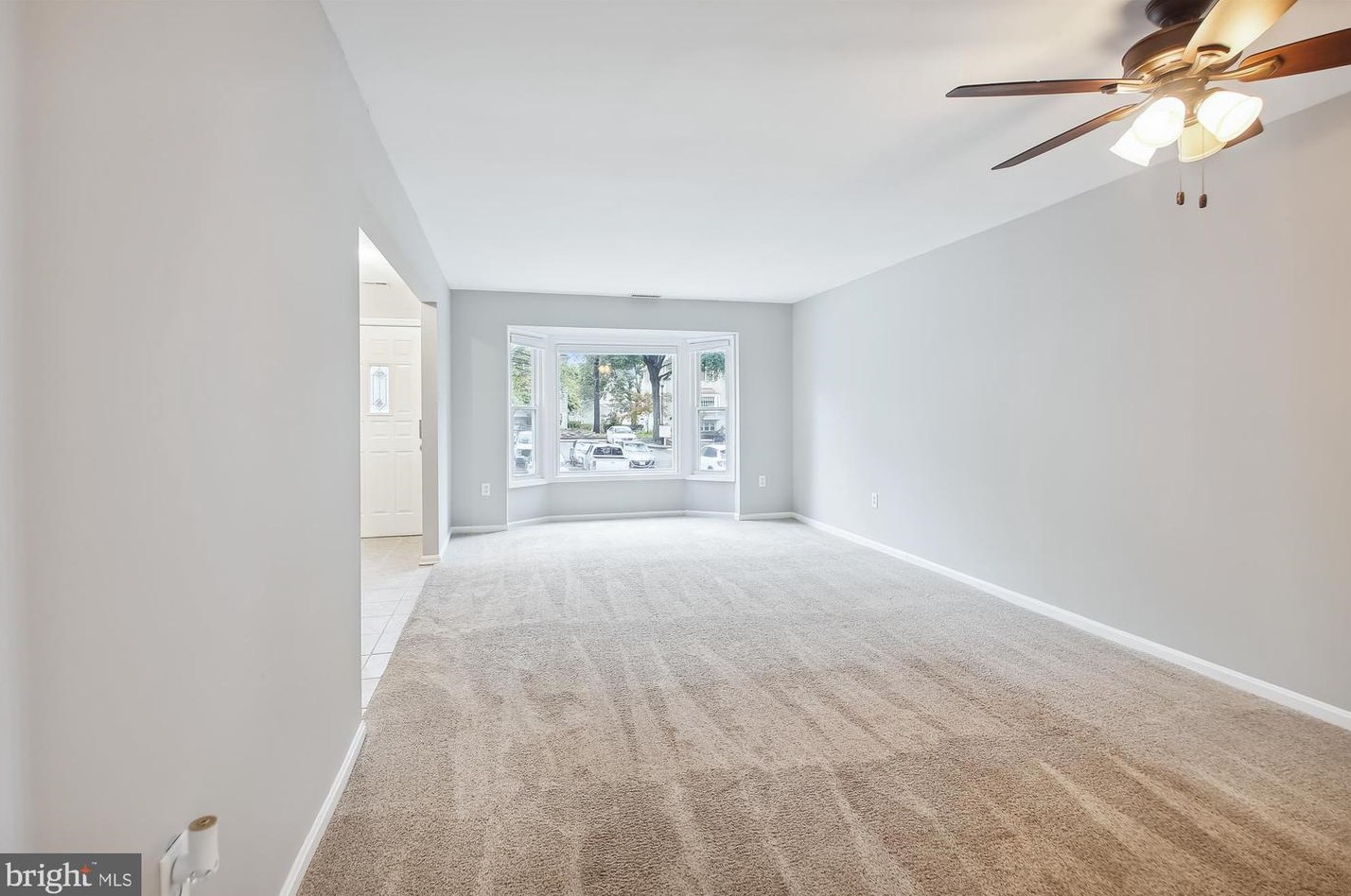 1488 Lowell Ct, Crofton MD 21114-1104 exterior