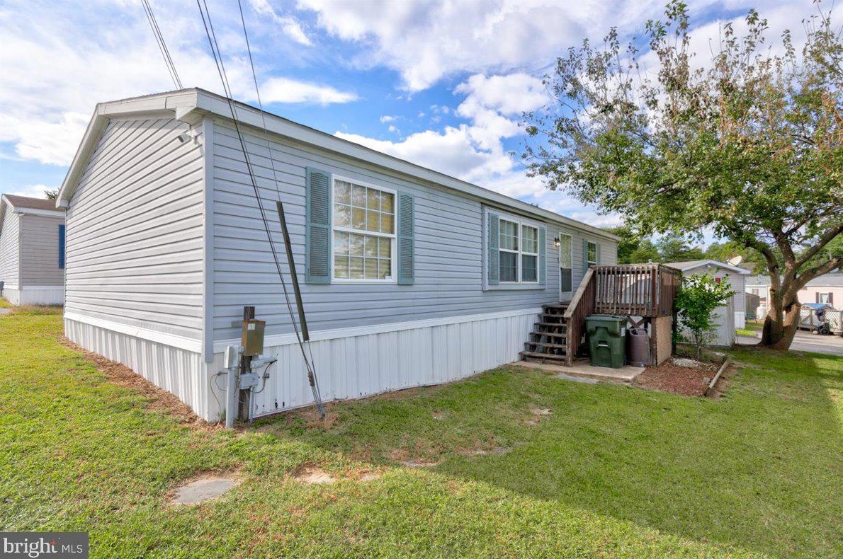64 Chesapeake Mobile Ct, Baltimore, MD 21076-1557