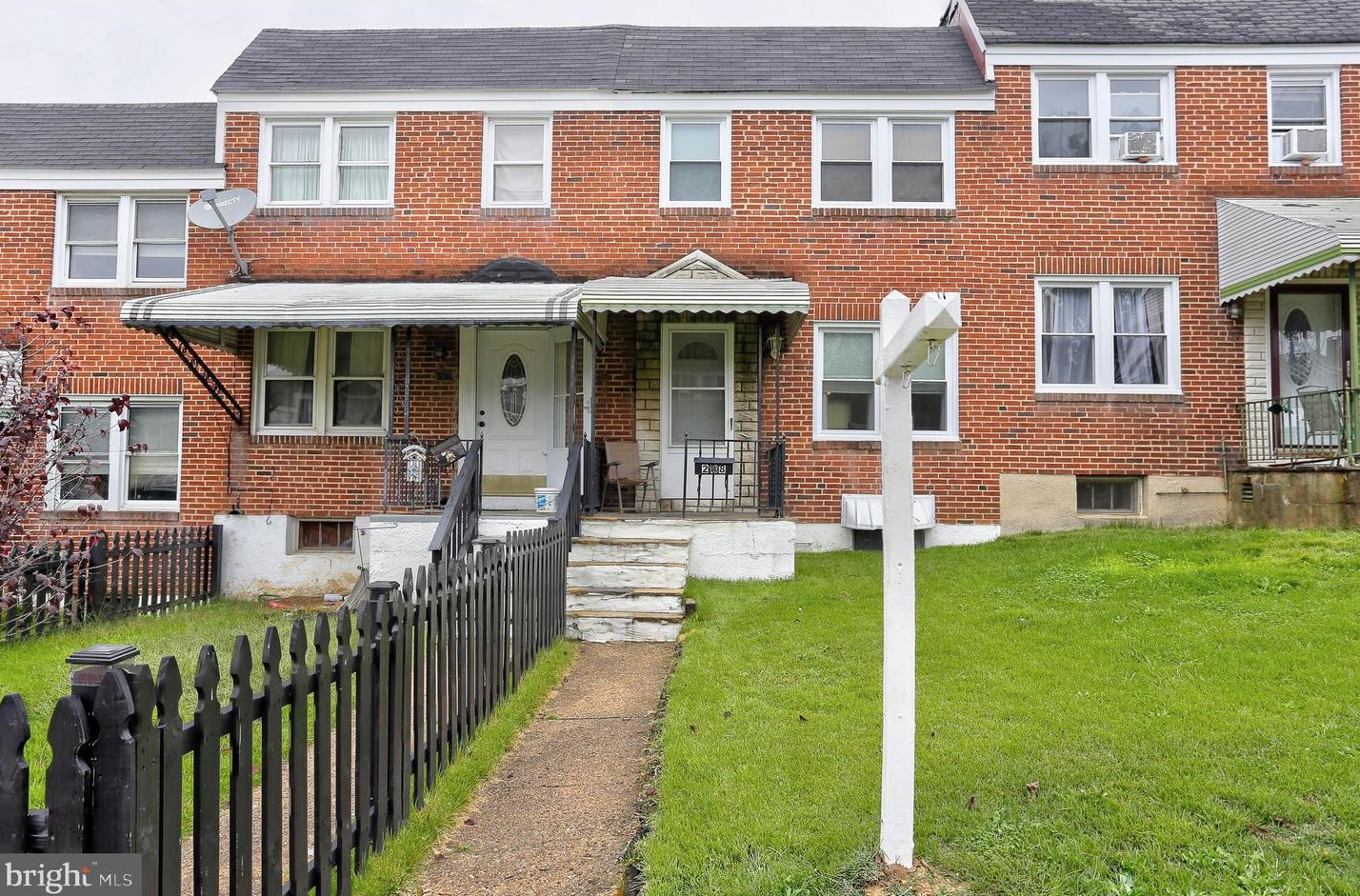 208 Riverview Rd, Baltimore, MD 21225-2619