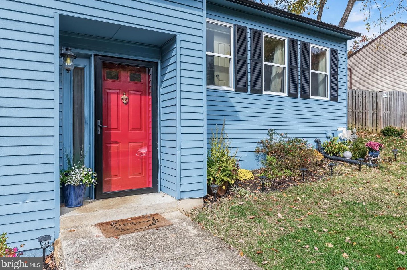 1264 Doubleday Dr, Arnold, MD 21012