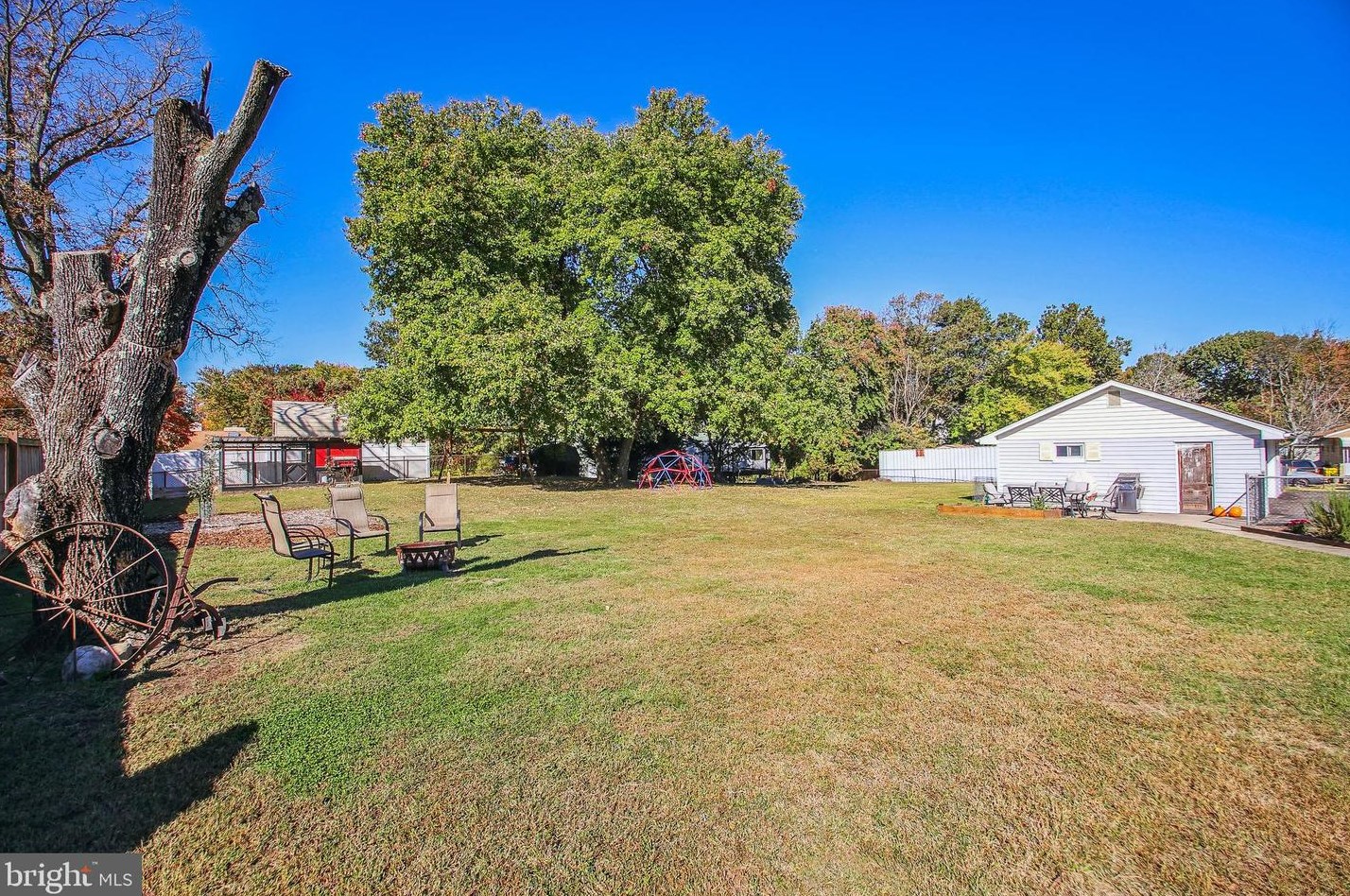 7836 Clark Sta Rd, Severn MD 21144-1912 exterior