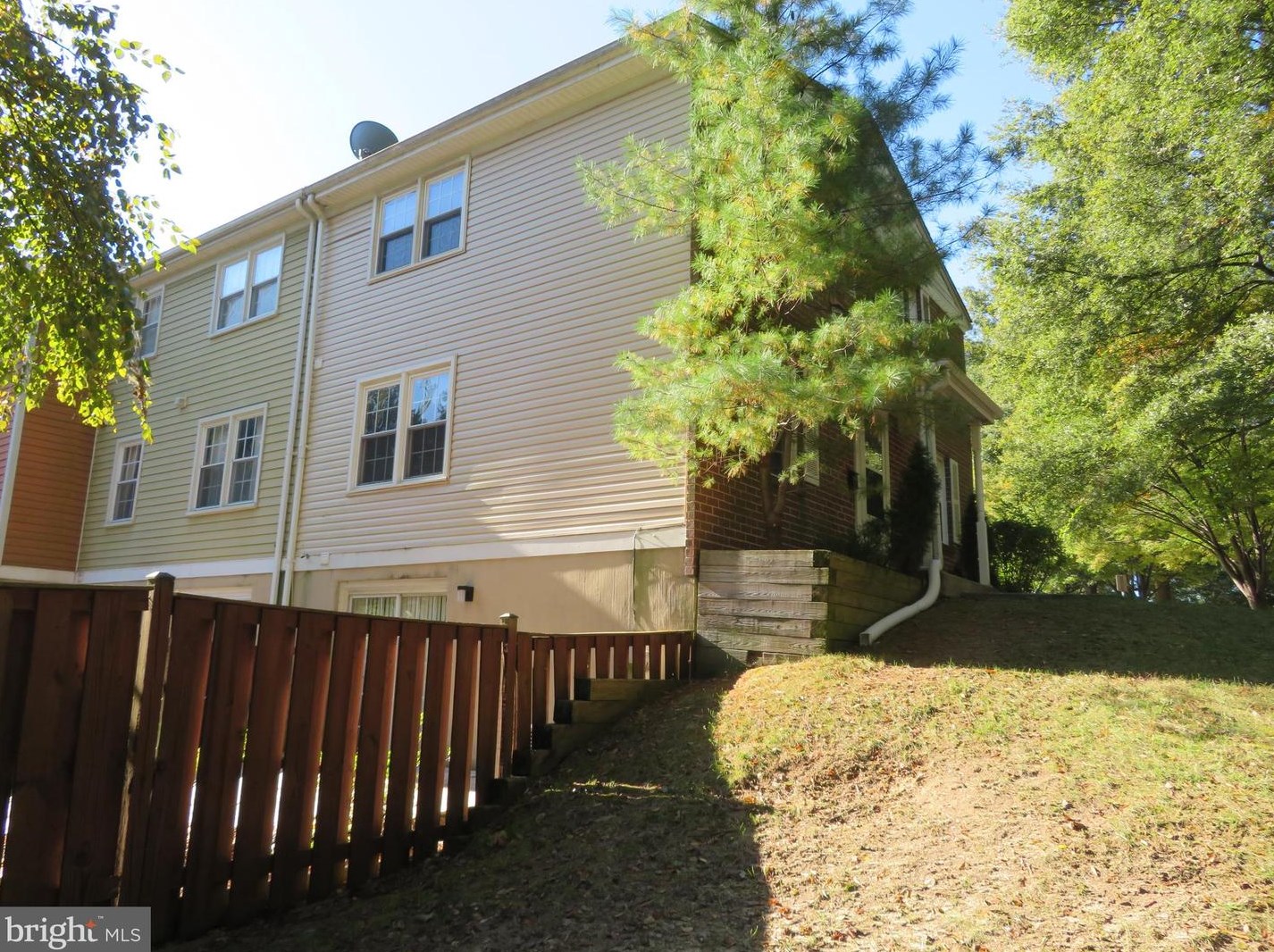 1700 Foxdale Ct, Crofton MD 21114-1922 exterior