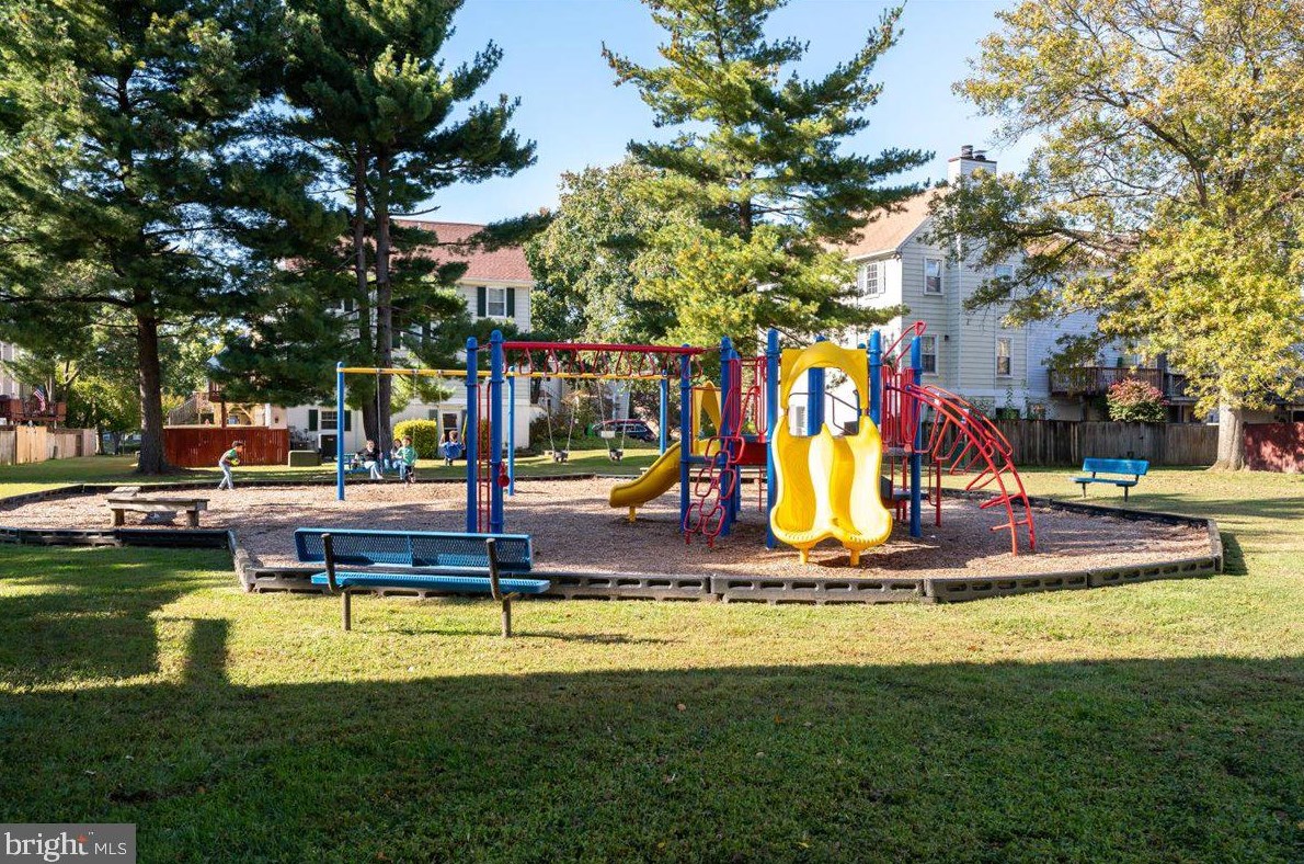 1448 Orleans Ct, Crofton MD 21114-1125 exterior