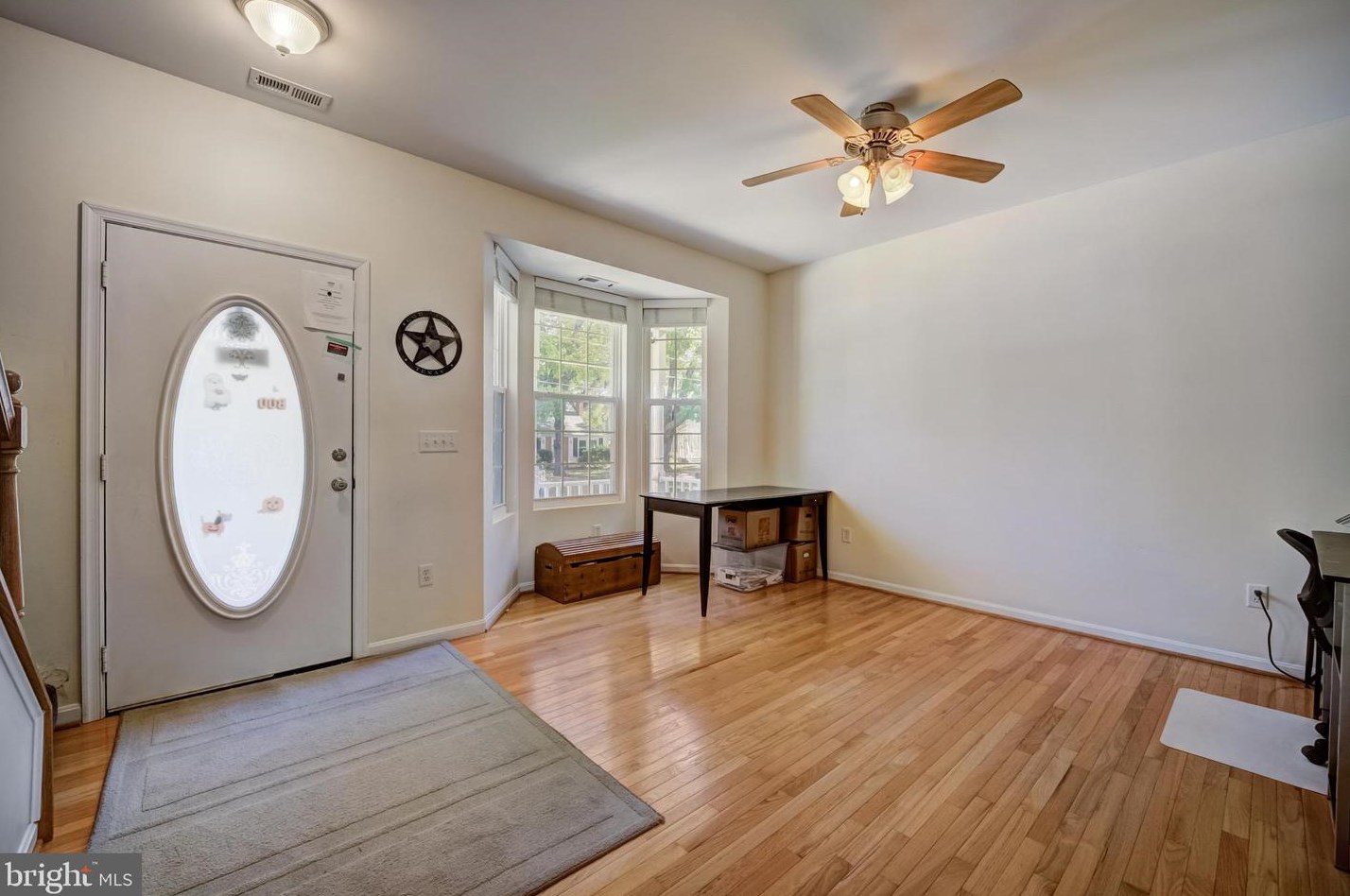5604 Essex St, Churchton, MD 20733