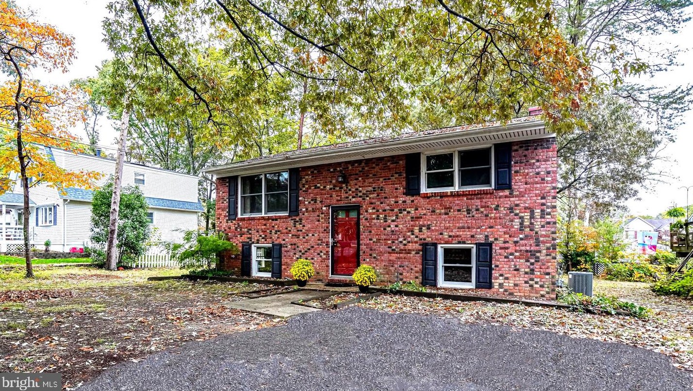 569 West Dr, Severna Park, MD 21146