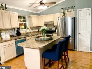 1824 Cedar Dr, Severn, MD 21144-1004