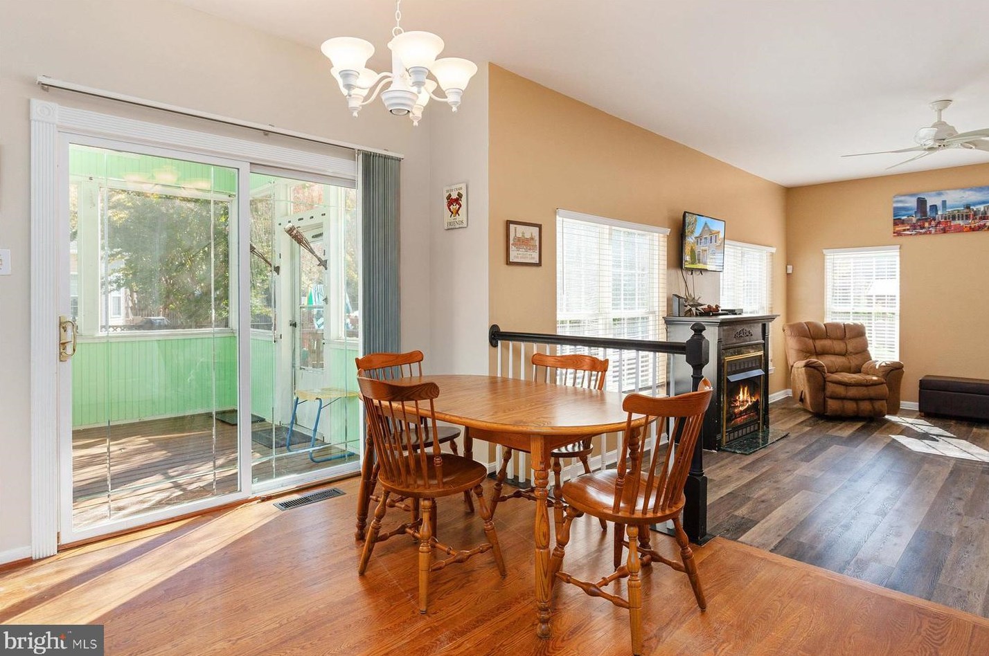 319 Fairfield Dr, Severn MD 21144-3459 exterior