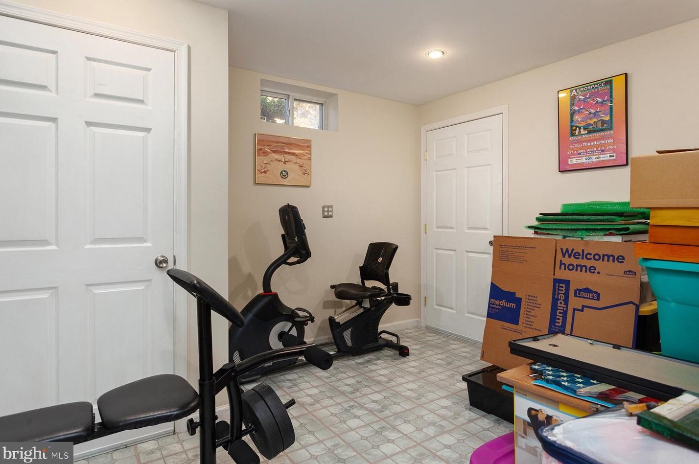 319 Fairfield Dr, Severn MD 21144-3459 exterior