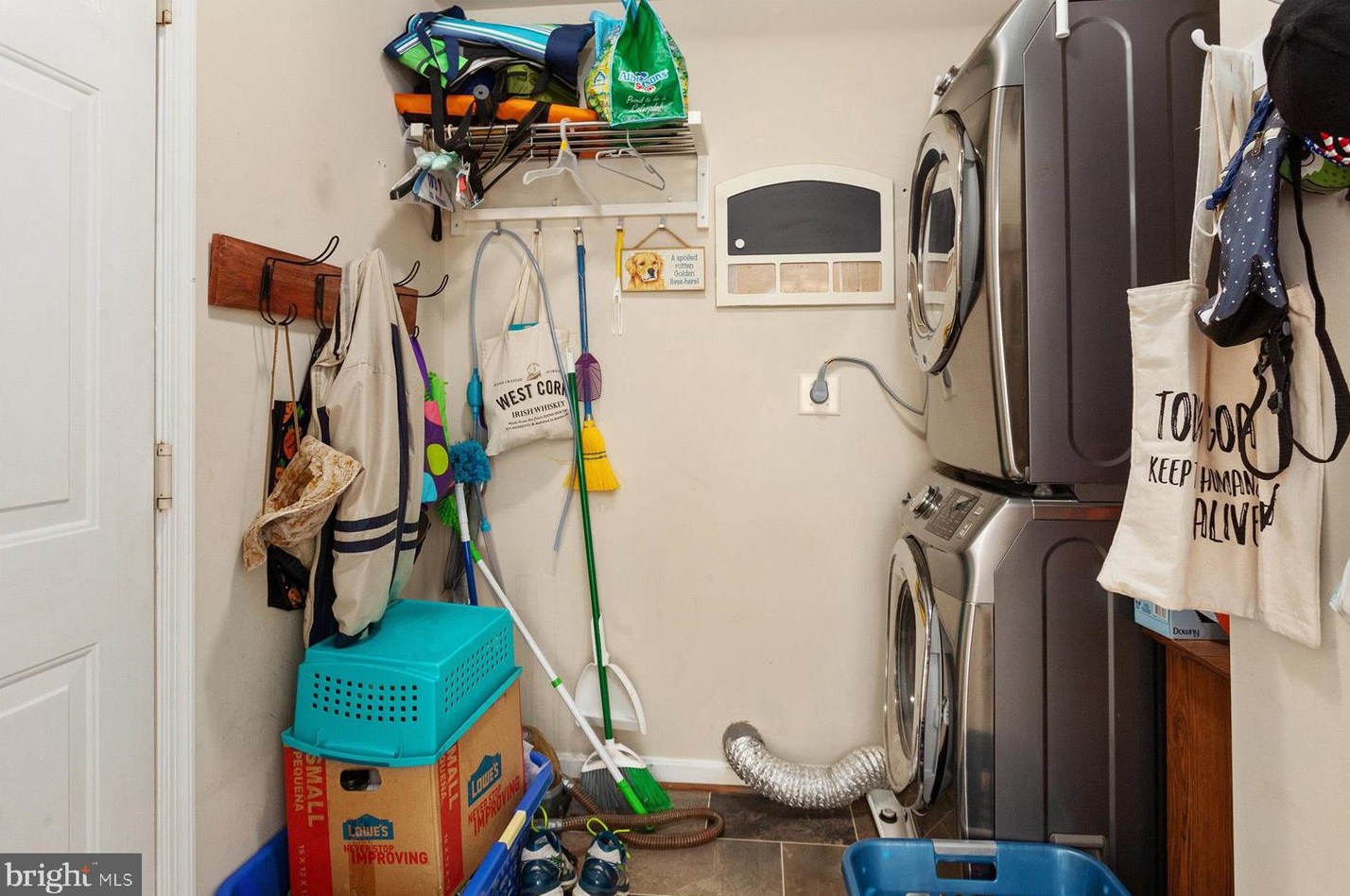 319 Fairfield Dr, Severn MD 21144-3459 exterior