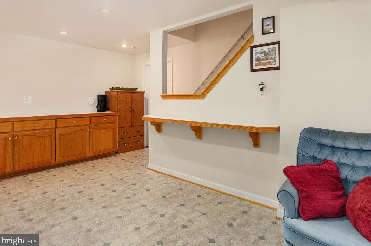 319 Fairfield Dr, Severn MD 21144-3459 exterior