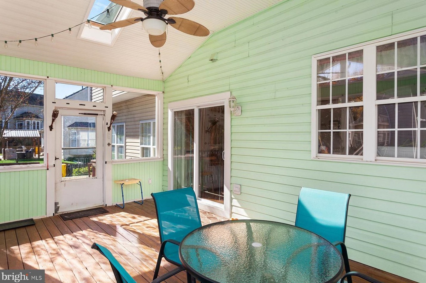 319 Fairfield Dr, Severn MD 21144-3459 exterior