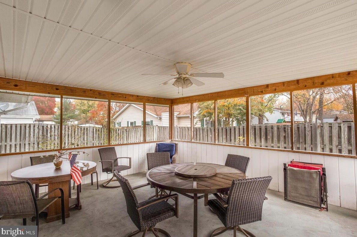 1703 Bellefield Ct, Crofton MD  21114-1904 exterior