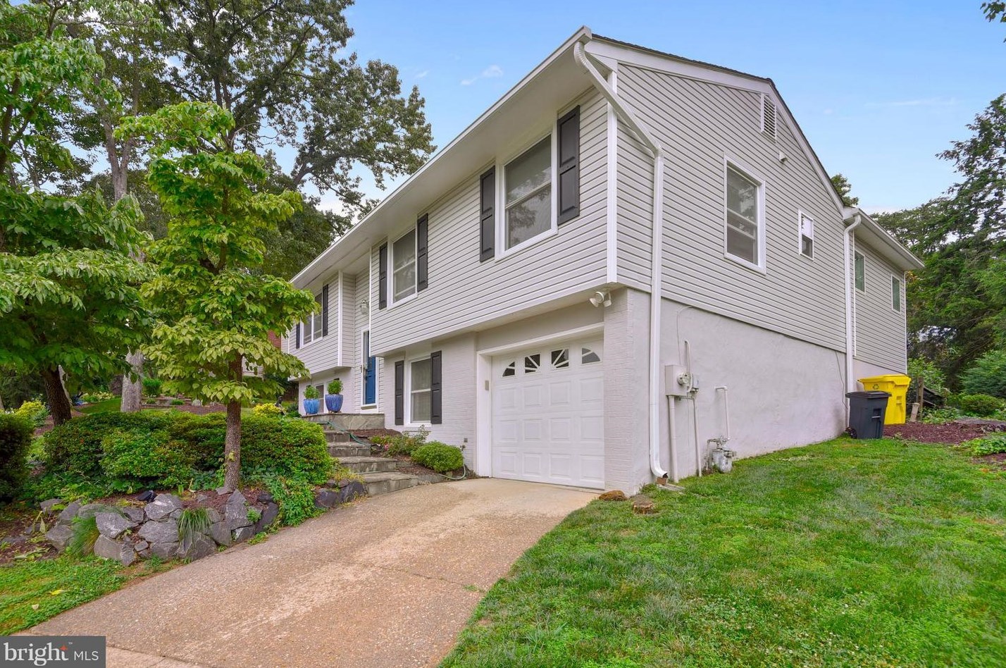 524 Bay Hills Dr, Arnold, MD 21012
