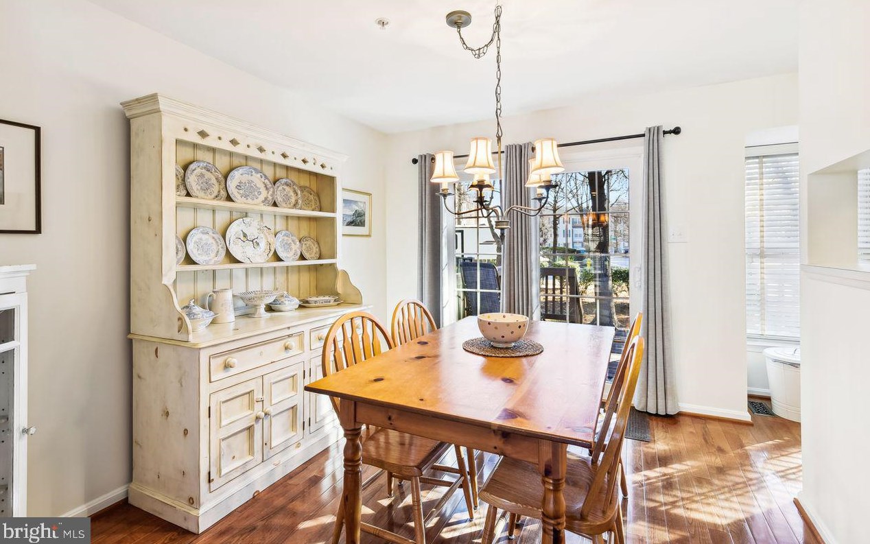 7915 Thrush Mdw Pl, Severn MD 21144-1074 exterior