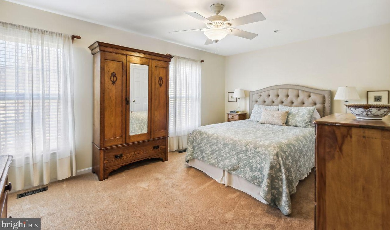 7915 Thrush Mdw Pl, Severn MD 21144-1074 exterior