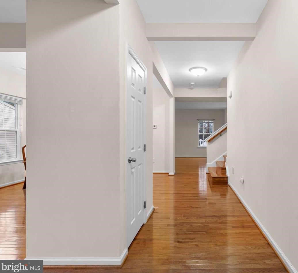 7422 Thames River Dr, Baltimore, MD 21076-1782