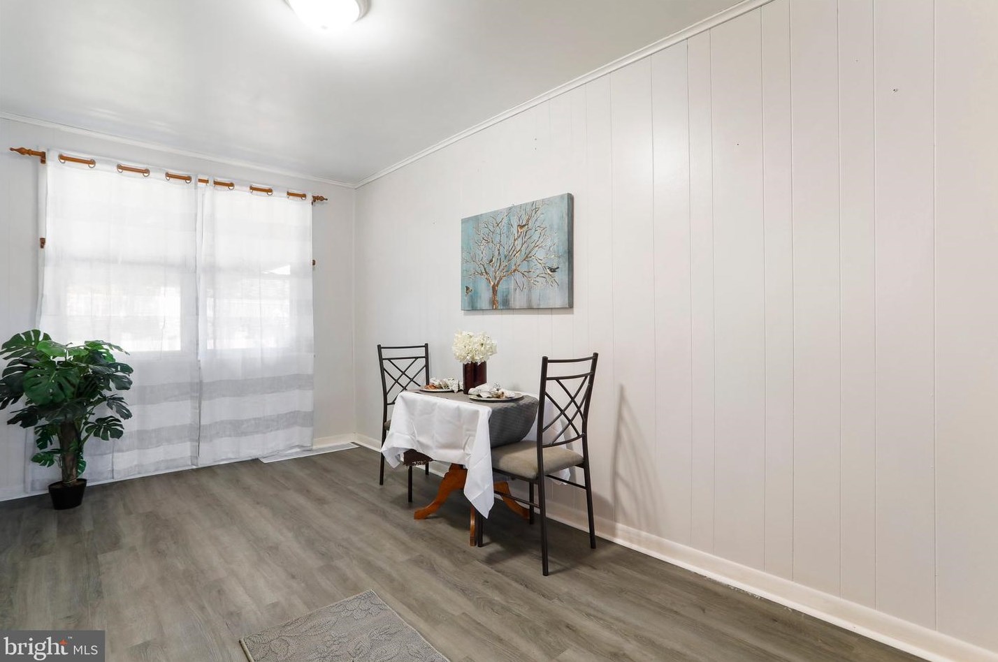 425 5th Ave, Baltimore MD  21227-3247 exterior