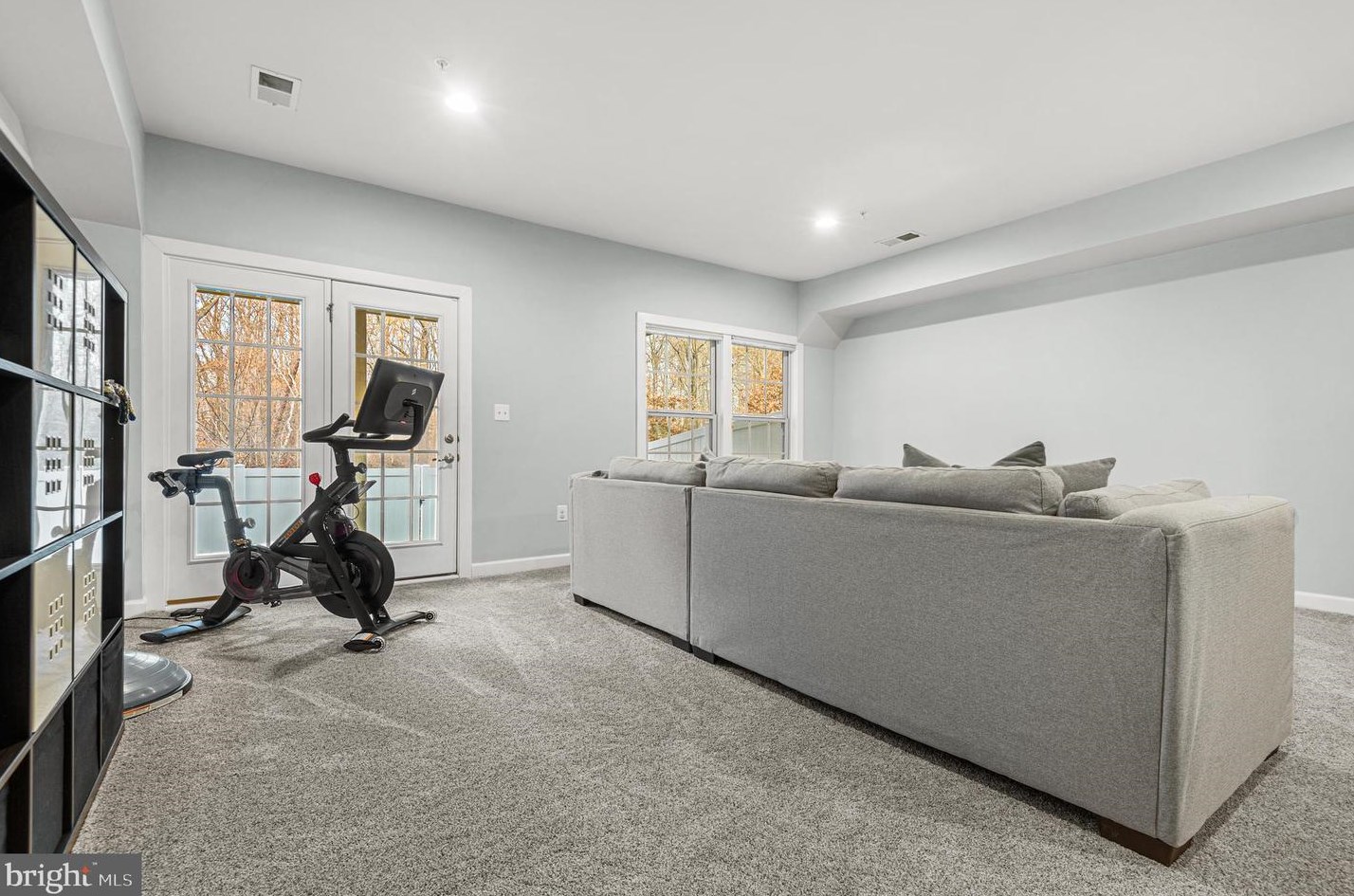 2722 Prospect Hill Dr, Baltimore MD  21076-1084 exterior