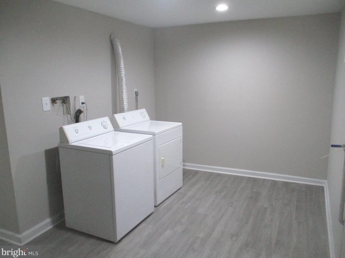 1655 New Windsor Ct, Crofton MD  21114-1737 exterior