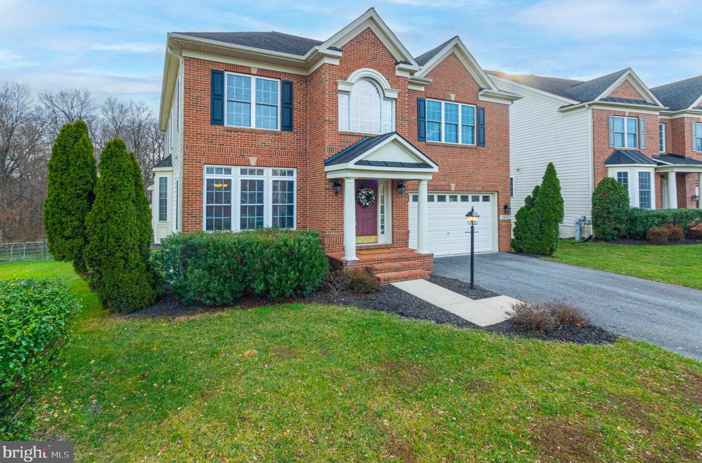 1607 Chapel Ridge Ct, Baltimore, MD 21076-1764