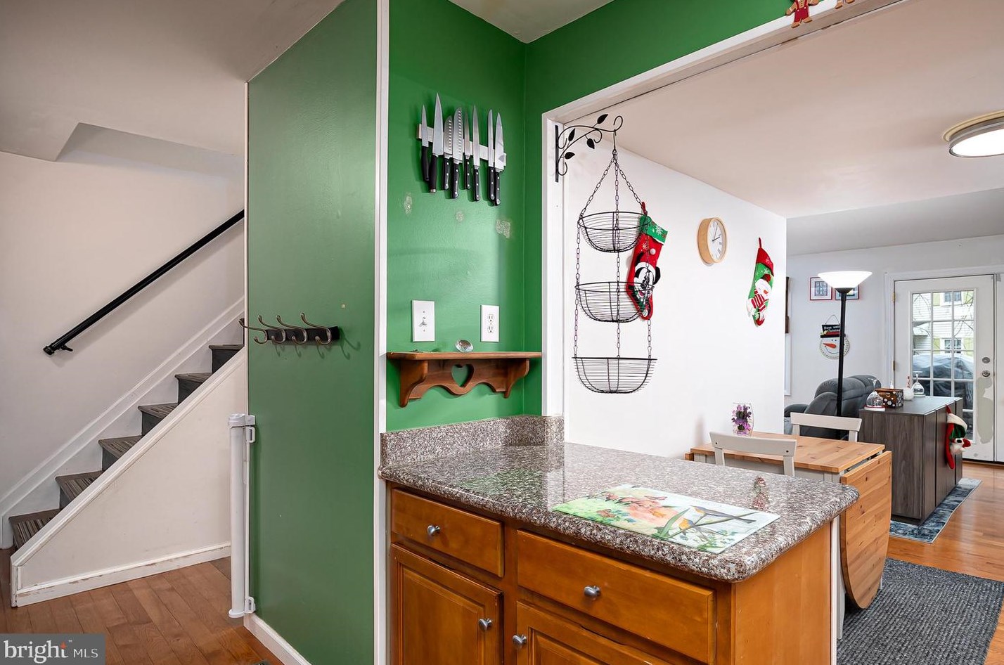 1621 Mount Airy Ct, Crofton MD  21114-1710 exterior