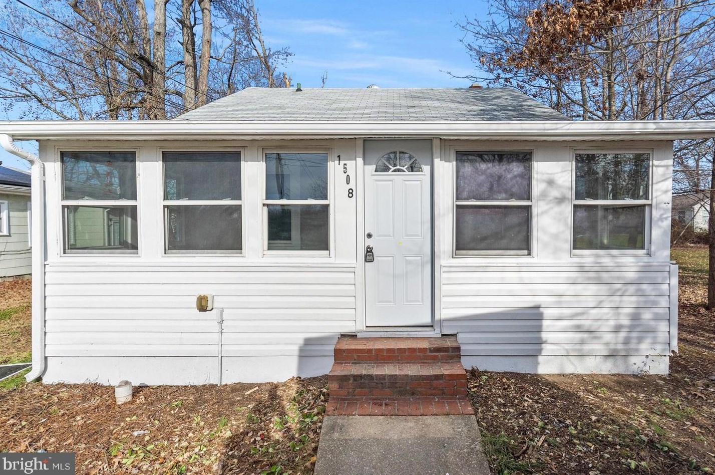 1508 Baker Rd, Shady Side, MD 20764