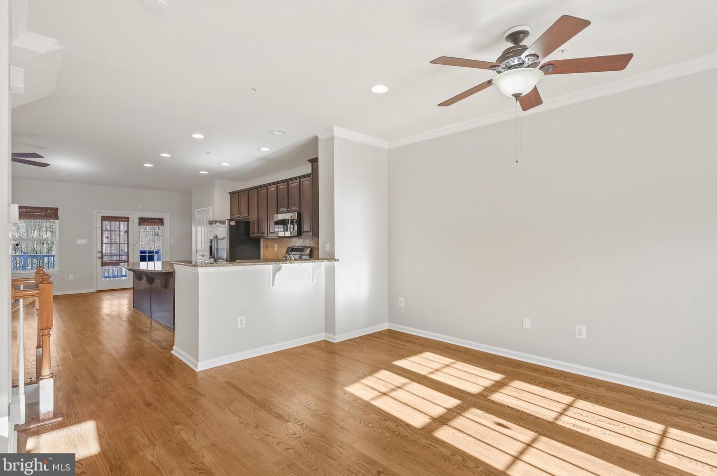 7230 Dorchester Woods Ln, Baltimore MD  21076-2038 exterior