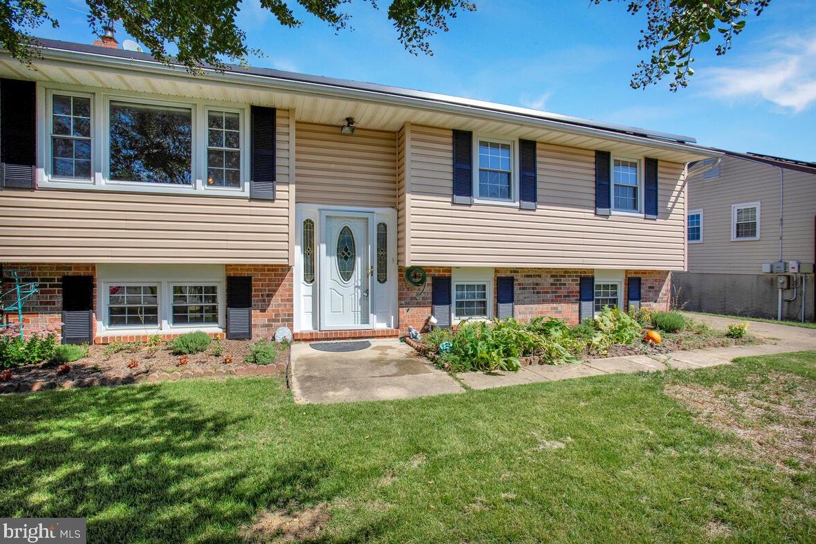 7509 Saffron Ct, Baltimore, MD 21076-1459