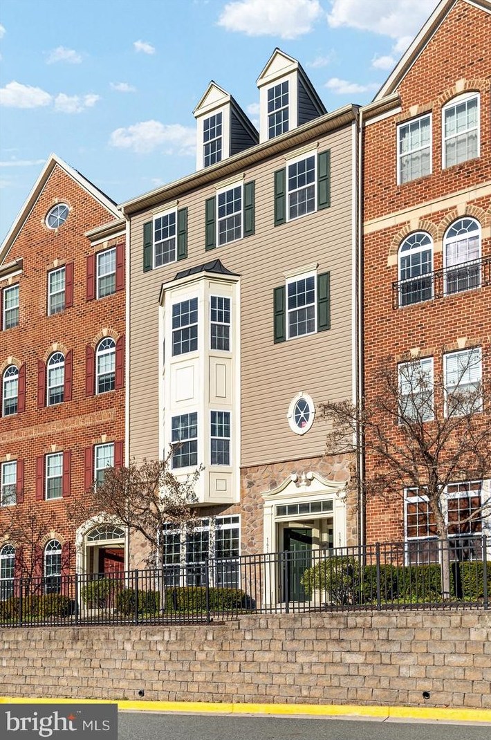 1614 Hardwick Ct, Baltimore, MD 21076-1726