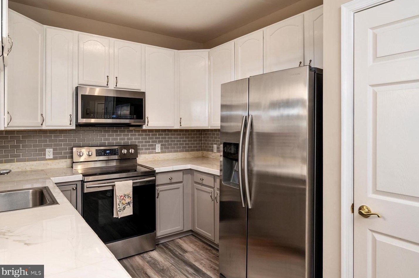 2607 Chapel Lake Dr #302, Gambrills, MD 21054