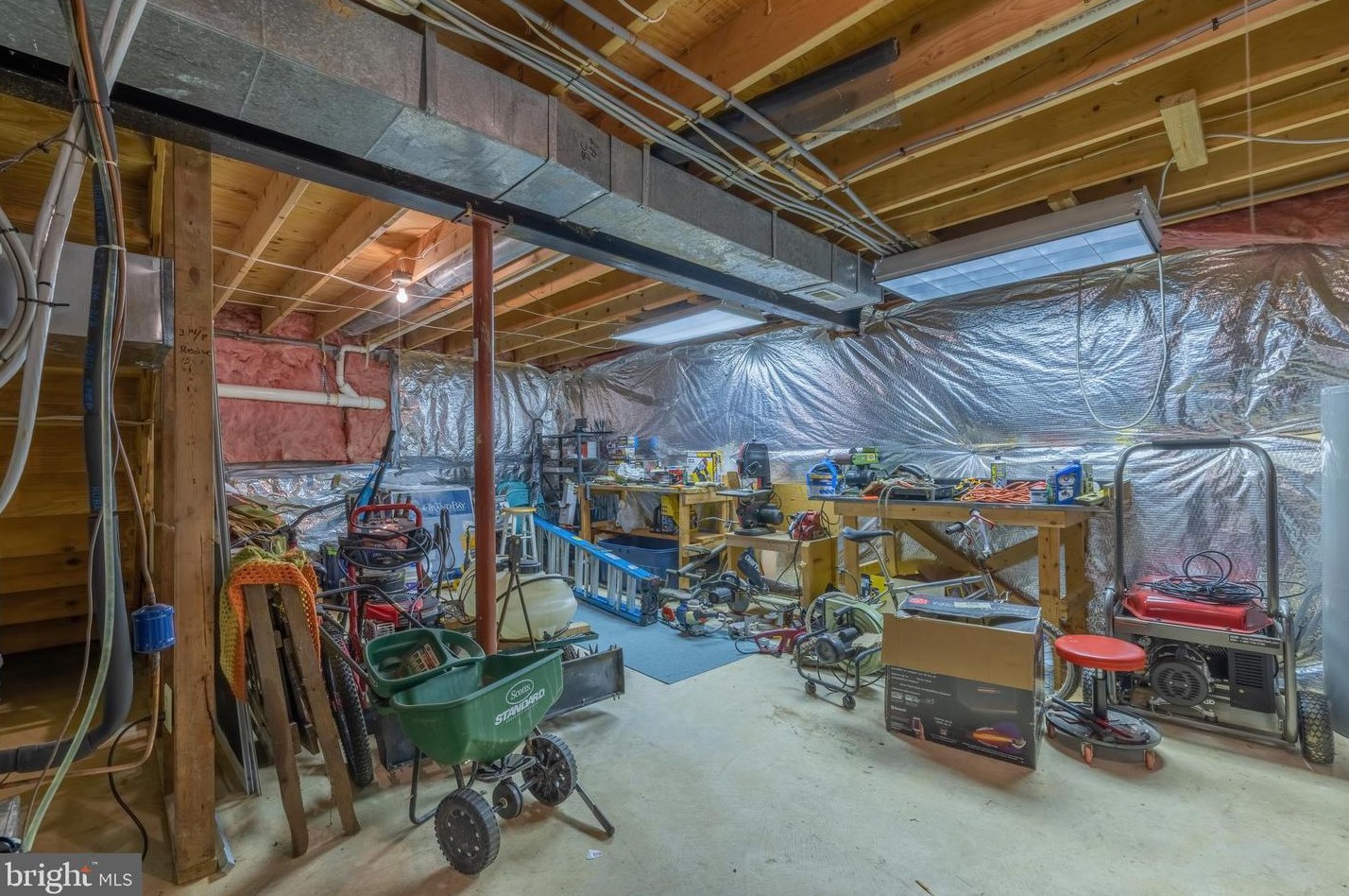 303 Greenridge Dr, Dunkirk MD  20754-2109 exterior