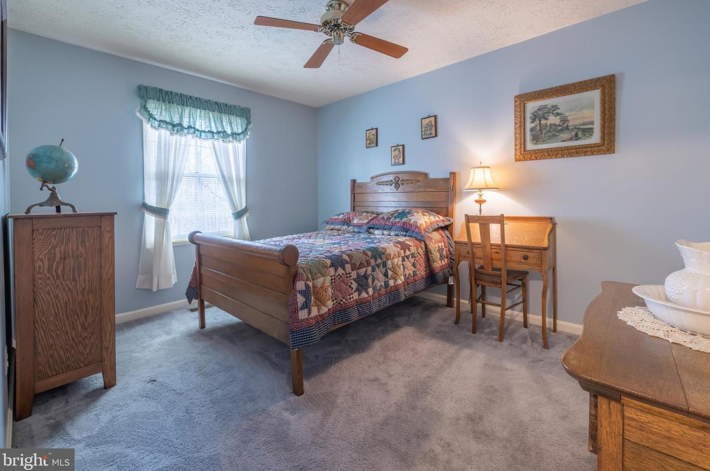 303 Greenridge Dr, Dunkirk MD  20754-2109 exterior