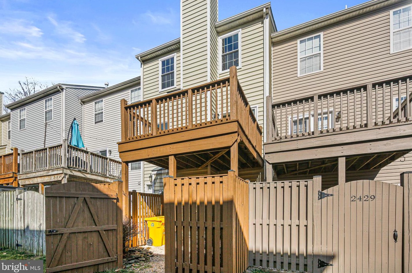 2431 Lizbec Ct, Crofton MD  21114-3247 exterior