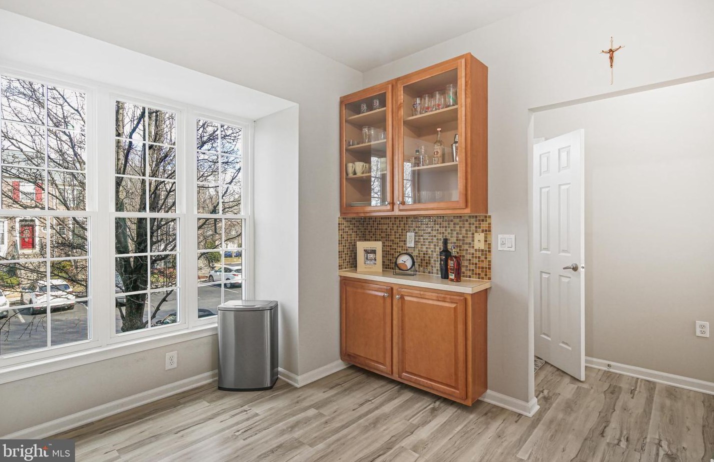 2431 Lizbec Ct, Crofton MD  21114-3247 exterior